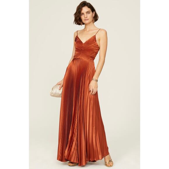 DELFI Collective
Aria Gown - Picture 1 of 11